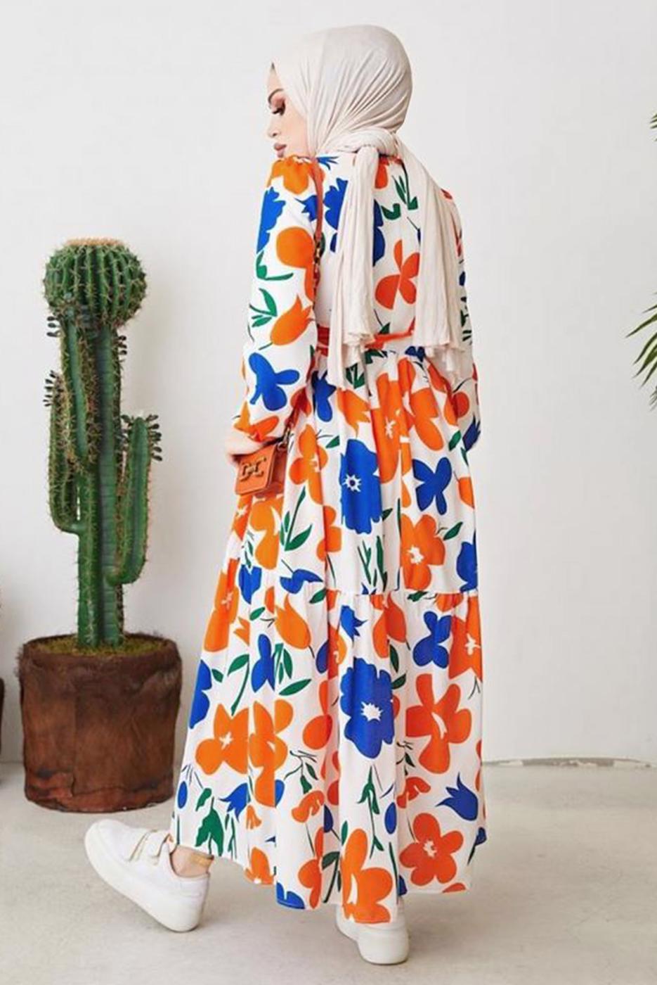 Tesettür giyim TURUNCU ÇİÇEK DESENLİ KUŞAKLI ELBİSE T 404