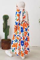 Tesettür giyim TURUNCU ÇİÇEK DESENLİ KUŞAKLI ELBİSE T 404