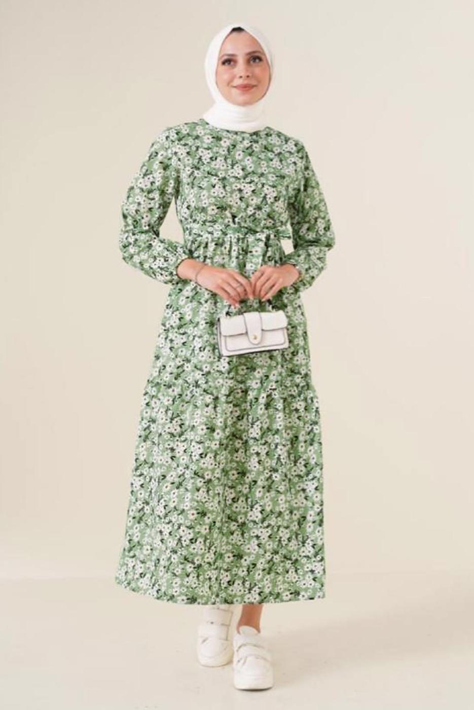 Tesettür giyim YEŞİL ÇİÇEK DESENLİ KUŞAKLI ELBİSE T 434