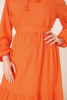 Tesettür giyim TURUNCU YAKASI BAĞLAMALI KUŞAKLI ELBİSE T 644