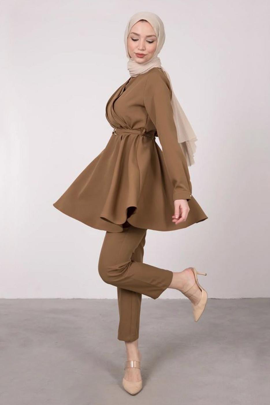 Tesettür giyim KAHVE DRAPE DETAYLI KEMERLİ PANT. TAKIM T 0685	