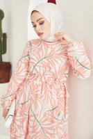 Tesettür giyim PUDRA BELİ BÜZGÜLÜ DESENLİ ELBİSE T 704