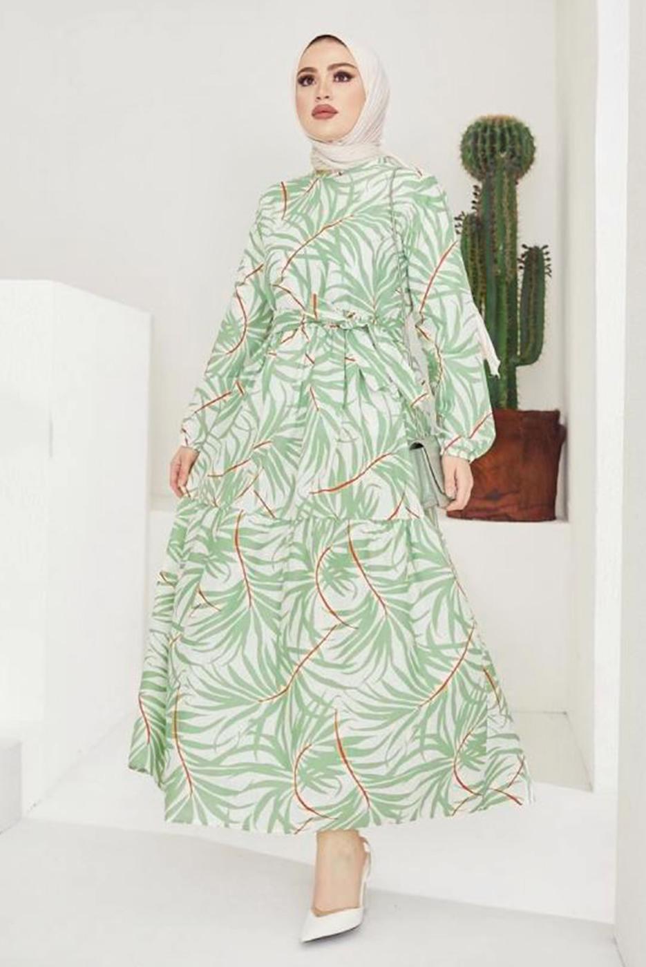 Tesettür giyim YEŞİL BELİ BÜZGÜLÜ DESENLİ ELBİSE T 704