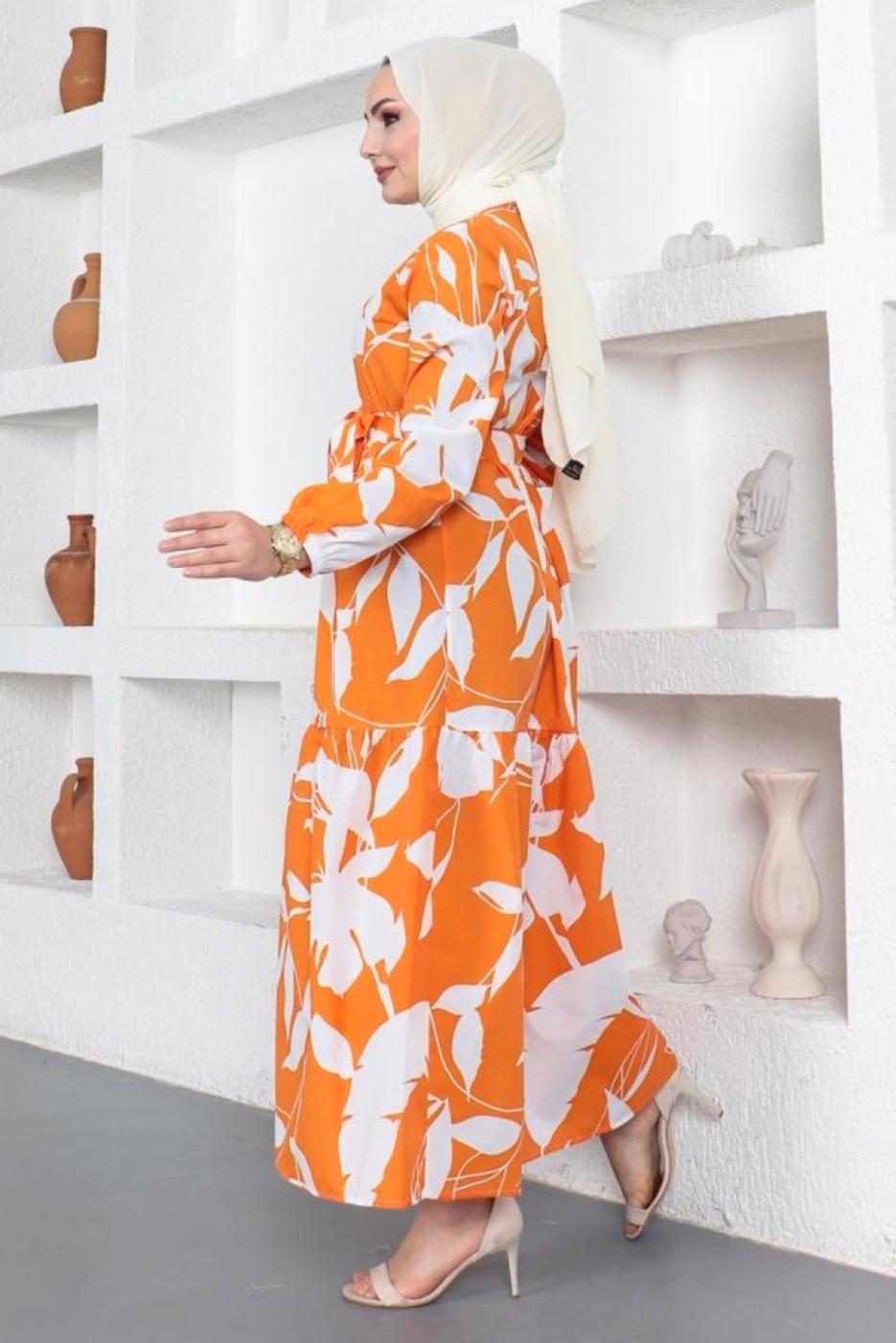 Tesettür giyim TURUNCU ÇİÇEK DESENLİ KUŞAKLI ELBİSE T 734