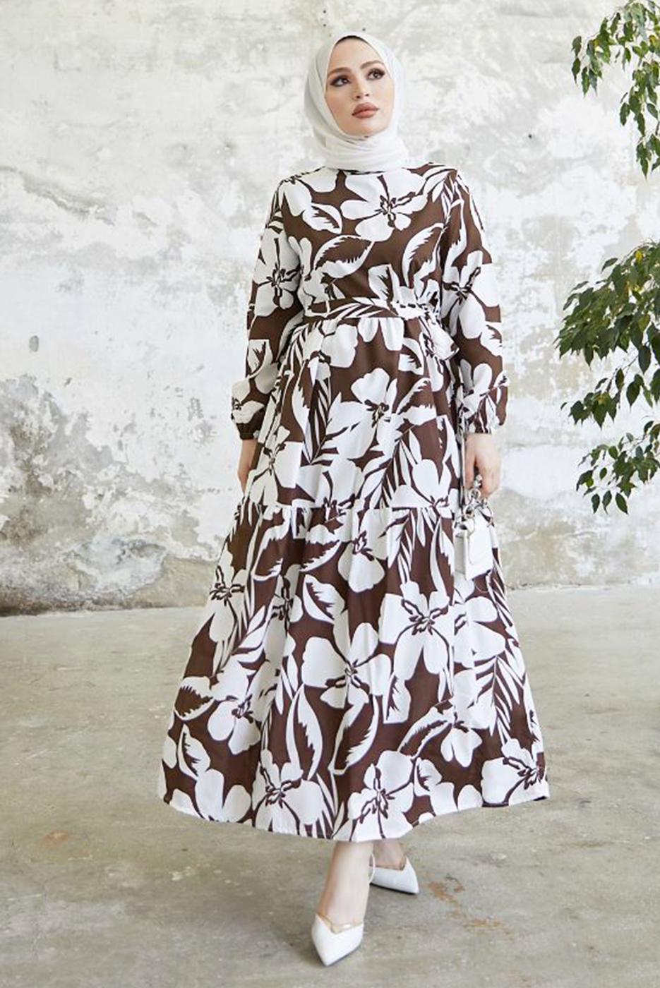 Tesettür giyim KAHVE ÇİÇEK DESENLİ KUŞAKLI ELBİSE T 734