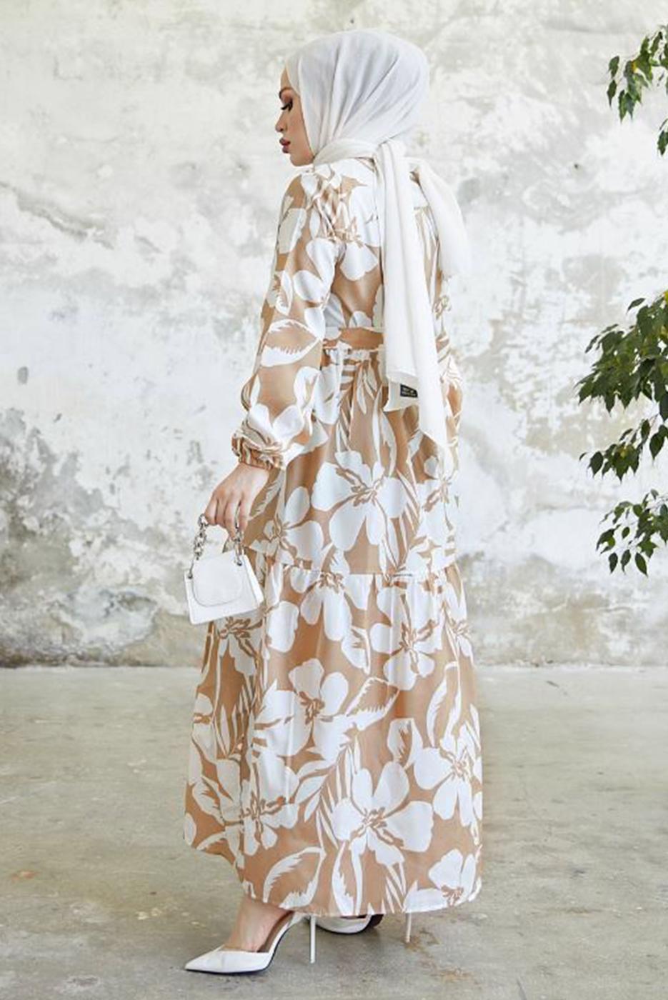Tesettür giyim VİZON ÇİÇEK DESENLİ KUŞAKLI ELBİSE T 734