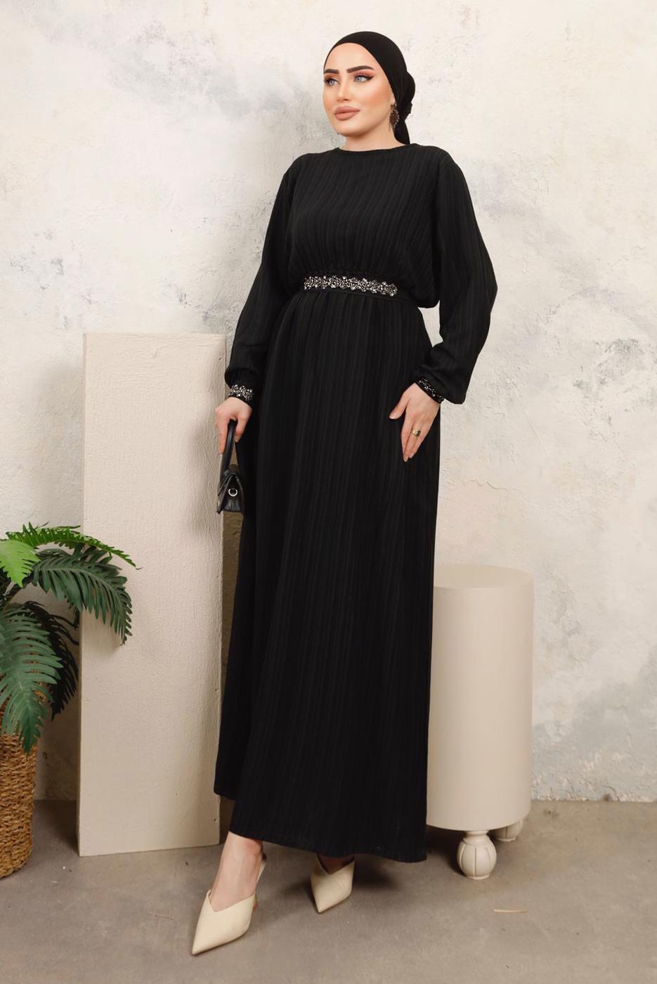 Tesettür giyim SİYAH MANŞETLERİ VE BELİ TAŞ BASKILI ELBİSE T 1103