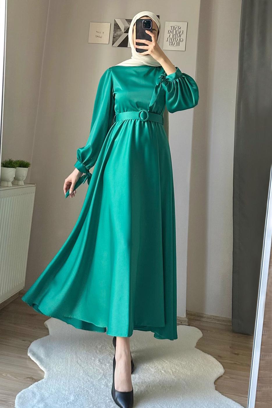 Tesettür giyim YEŞİL KEMERLİ SATEN ABİYE ELBİSE T 1395