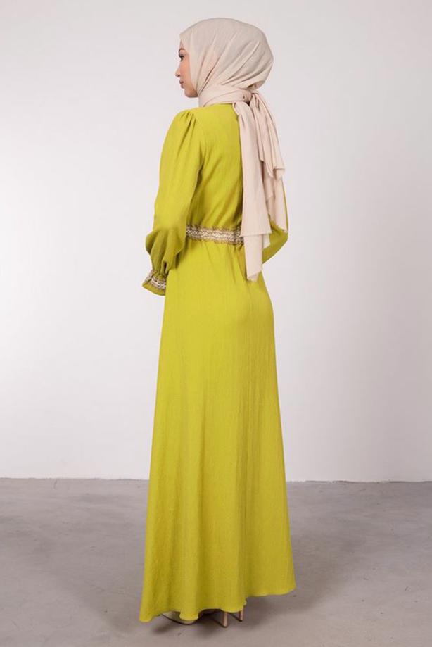 Tesettür giyim  ETNİK İŞLEME DETAYLI YAKASI BAĞLAMALI ELBİSE T 2582  - TRENDTESETTÜR