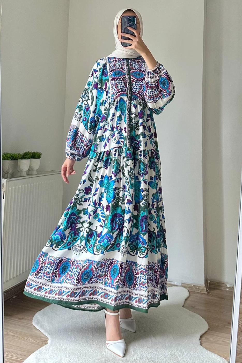 Tesettür giyim MOR DÜĞMELİ ETNİK DESENLİ ELBİSE T 2605-2