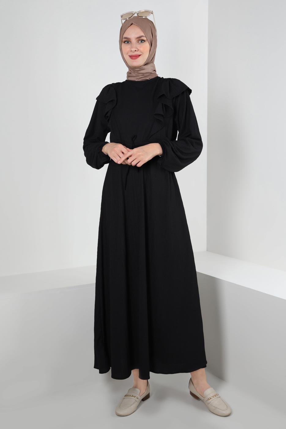 Tesettür giyim SİYAH VOLAN DETAYLI BELİ BÜZGÜLÜ ELBİSE T 30046