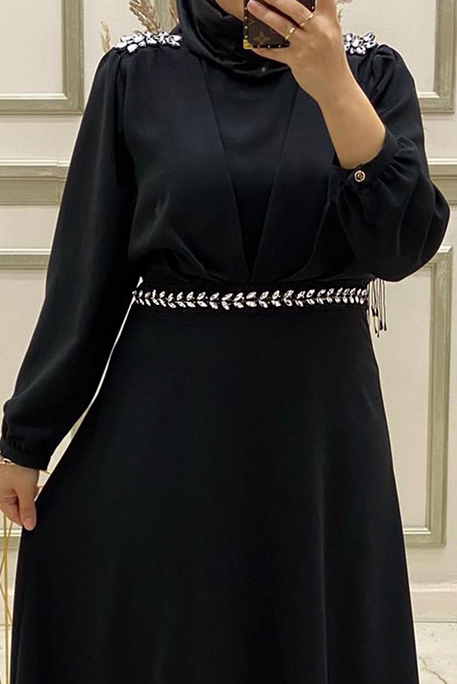 Tesettür giyim SİYAH TAŞ AKSESUAR DETAYLI ELBİSE T 30800