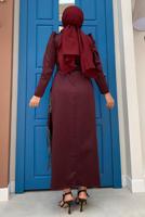 Tesettür giyim BORDO KEMERLİ PÜSKÜLLÜ SATEN ABİYE ELBİSE T 3673