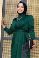 Tesettür giyim YEŞİL KEMERLİ PÜSKÜLLÜ SATEN ABİYE ELBİSE T 3673
