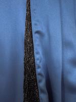 Tesettür giyim LACİVERT PÜSKÜL DETAYLI SATEN ABİYE ELBİSE T 3689