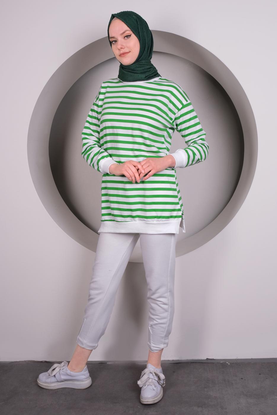 Tesettür giyim YEŞİL MANŞETLERİ LASTİKLİ ÇİZGİLİ TUNİK T 4030