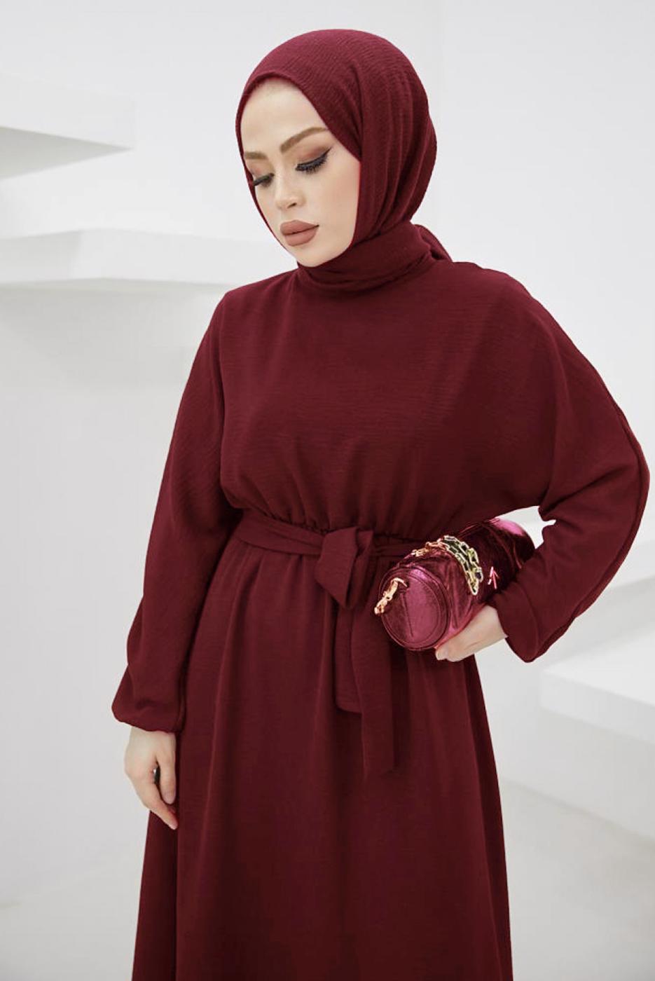 Tesettür giyim BORDO MANŞETLERİ LASTİKLİ KUŞAKLI ELBİSE T 424-1