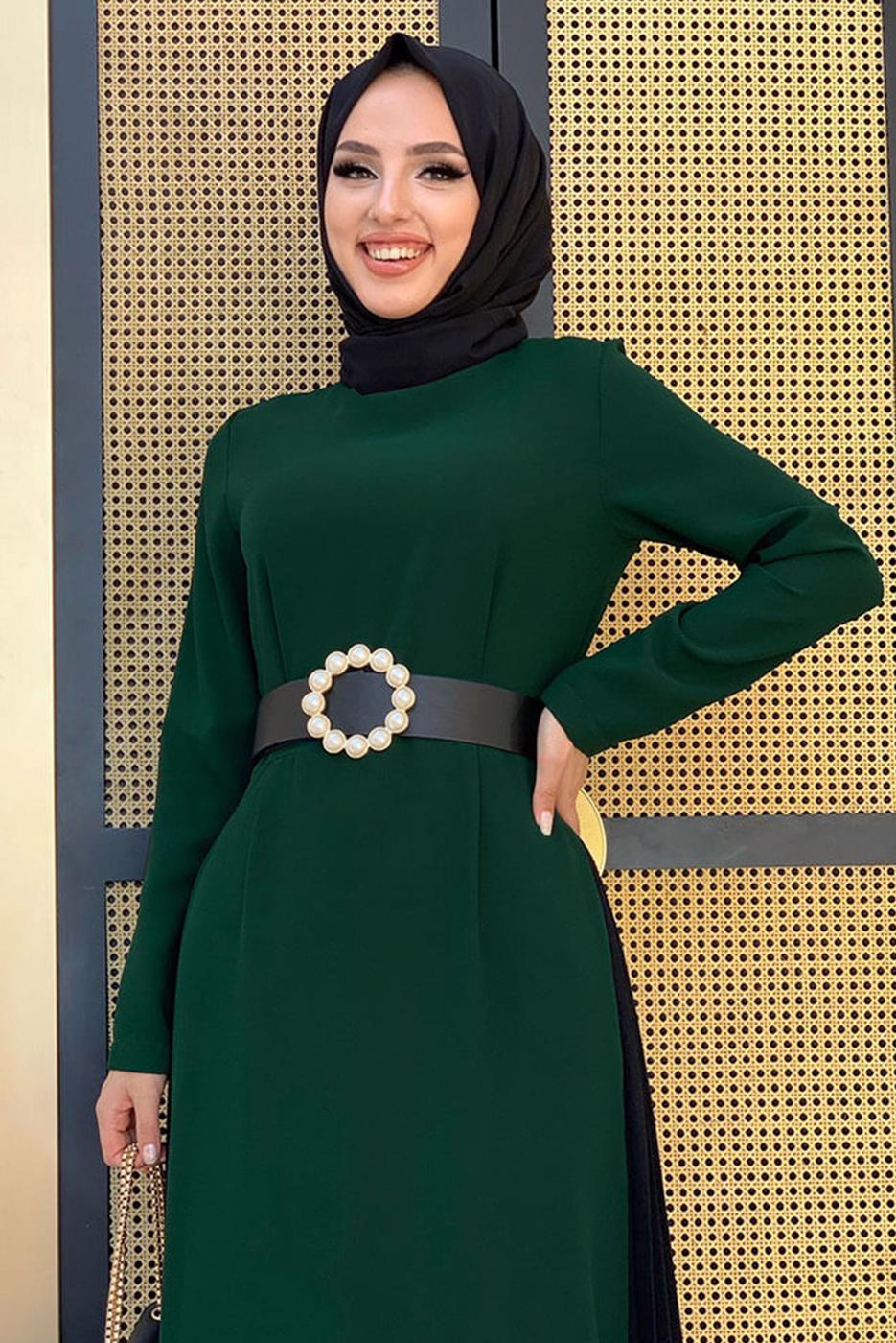 Tesettür giyim YEŞİL İKİ RENKLİ PİLİSE DETAYLI ELBİSE T 4463