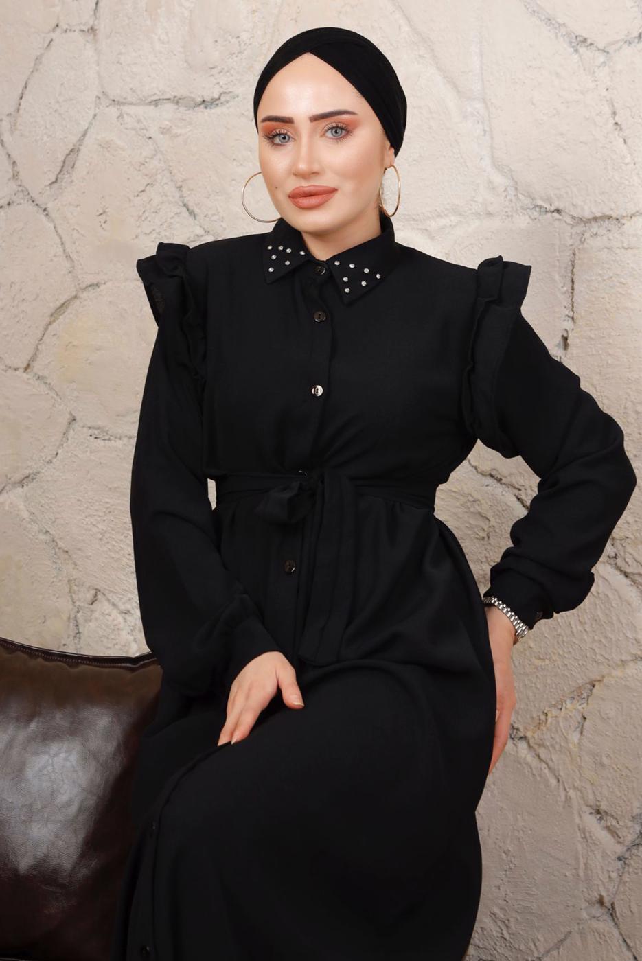Tesettür giyim SİYAH YAKASI TAŞLI KOLLARI FIRFIR DETAYLI ELBİSE T 4503