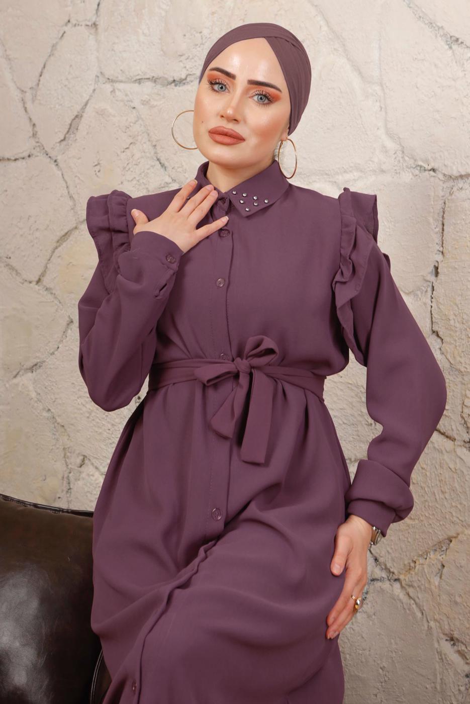 Tesettür giyim MOR YAKASI TAŞLI KOLLARI FIRFIR DETAYLI ELBİSE T 4503