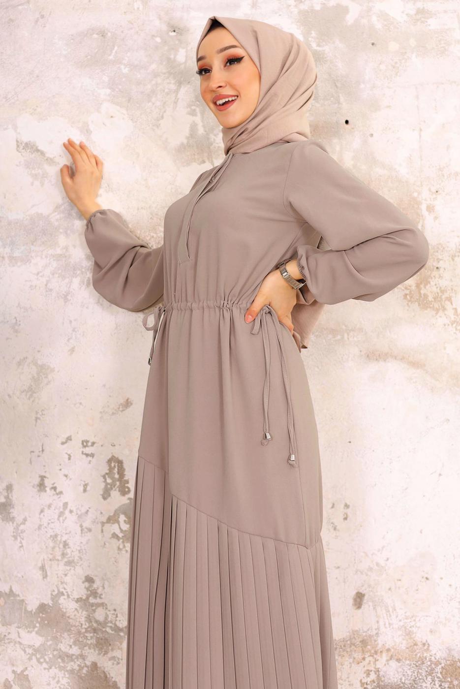 Tesettür giyim VİZON BELİ BÜZGÜLÜ DÜĞME DETAYLI ELBİSE T 55002