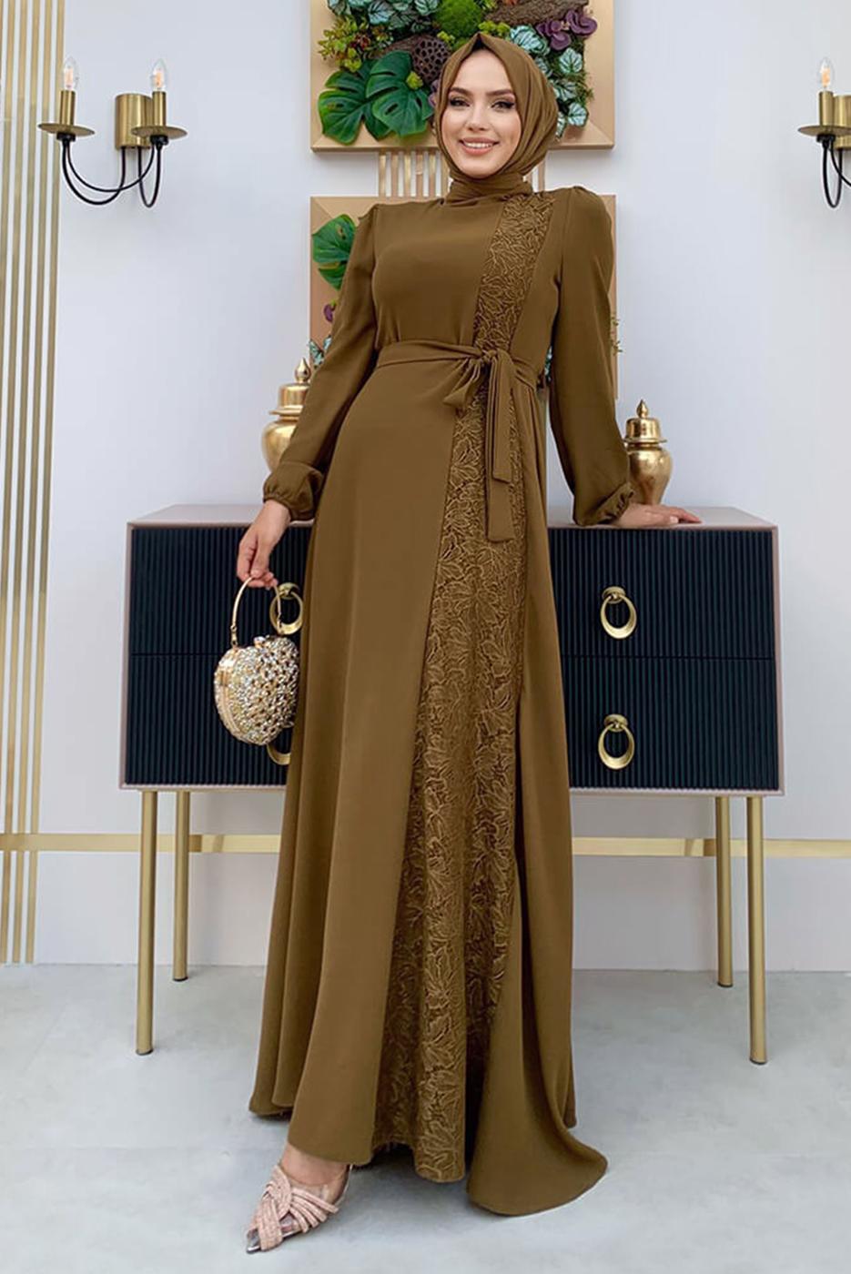 Tesettür giyim TABA DANTEL DETAYLI KUŞAKLI ELBİSE T 5673