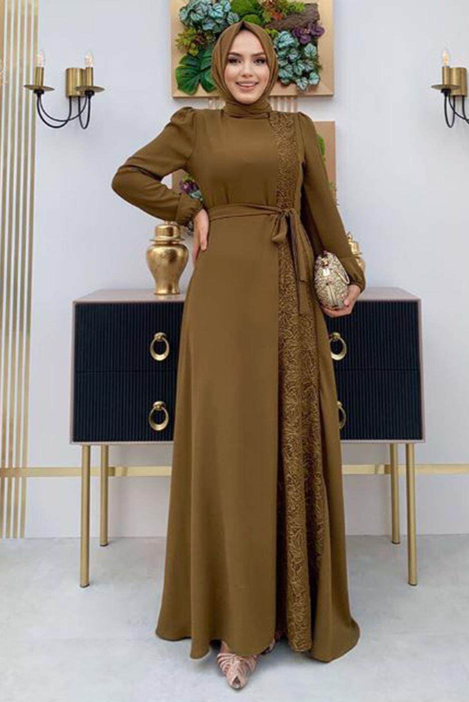 Tesettür giyim TABA DANTEL DETAYLI KUŞAKLI ELBİSE T 5673