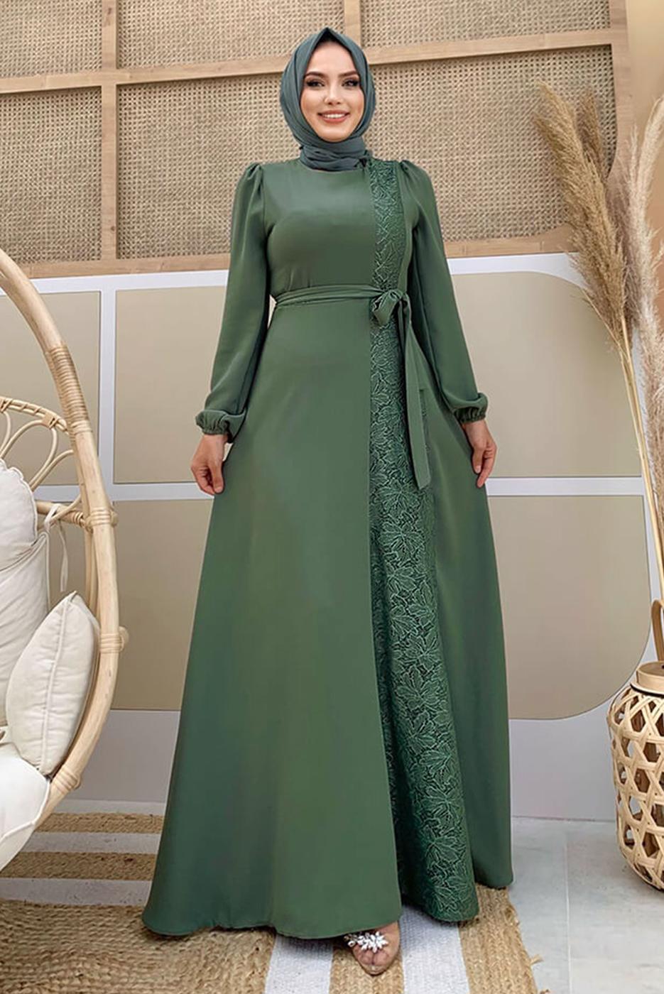 Tesettür giyim YEŞİL DANTEL DETAYLI KUŞAKLI ELBİSE T 5673