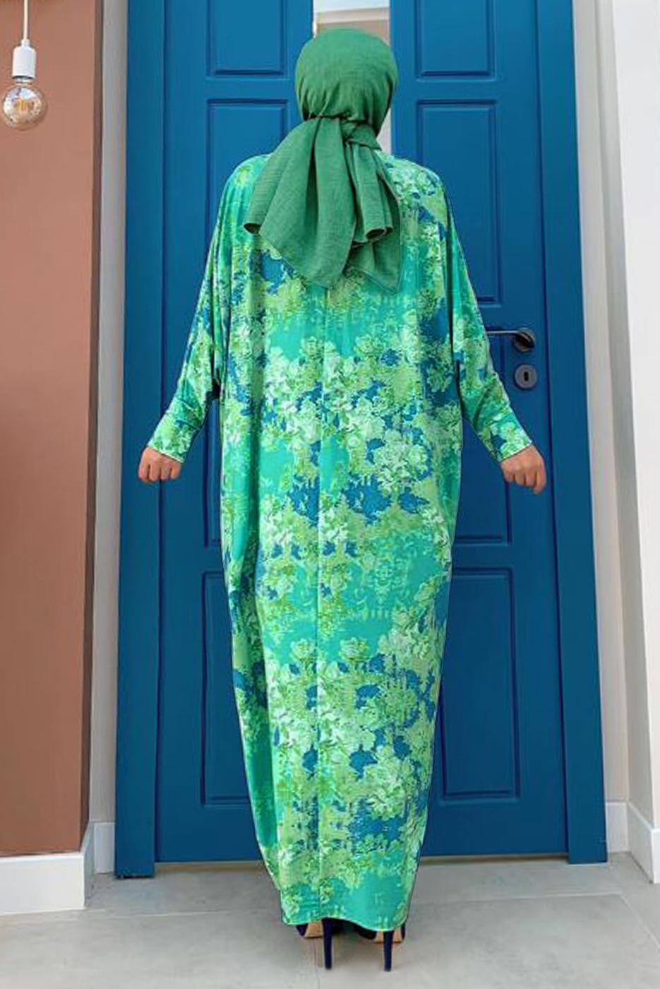 Tesettür giyim YEŞİL ÖNÜ BÜZGÜLÜ DESENLİ YARASA KOL ELBİSE T 6673