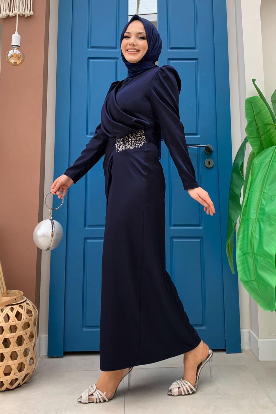 Tesettür giyim LACİVERT TAŞ DETAYLI BÜZGÜLÜ ABİYE ELBİSE T 6873
