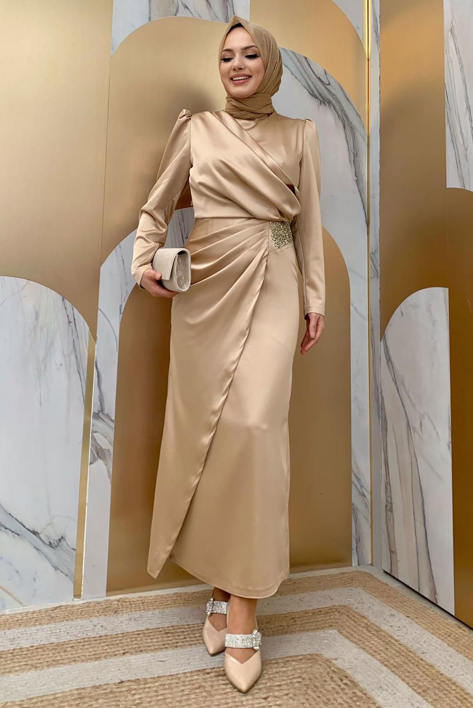 Tesettür giyim VİZON TAŞ DETAYLI BÜZGÜLÜ ABİYE ELBİSE T 6873