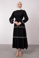 Tesettür giyim SİYAH PONPON DETAYLI KUŞAKLI GOFRE ELBİSE T 7095