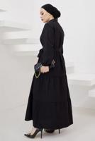 Tesettür giyim SİYAH GÖMLEK YAKA KUŞAKLI SALAŞ ELBİSE T 724