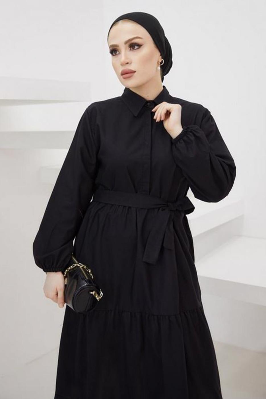 Tesettür giyim SİYAH GÖMLEK YAKA KUŞAKLI SALAŞ ELBİSE T 724