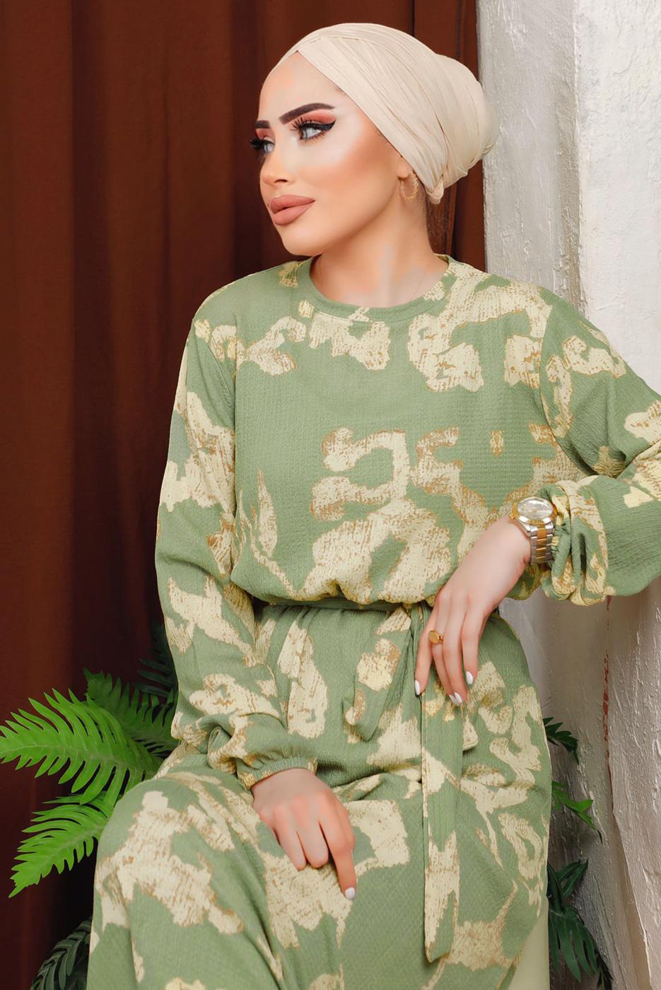 Tesettür giyim YEŞİL KUŞAKLI DESENLİ BÜRÜMCÜK ELBİSE T 7413