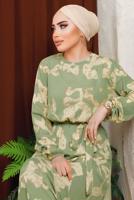 Tesettür giyim YEŞİL KUŞAKLI DESENLİ BÜRÜMCÜK ELBİSE T 7413