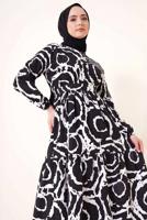 Tesettür giyim SİYAH DESENLİ KUŞAKLI ELBİSE T 744
