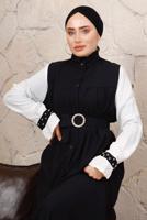 Tesettür giyim SİYAH KEMERLİ İNCİ DETAYLI GARNİLİ ELBİSE T 7503