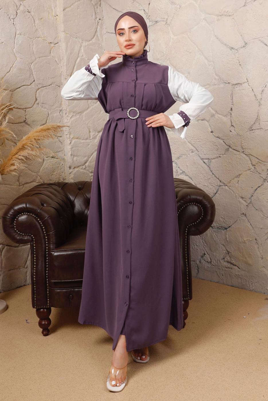 Tesettür giyim MOR KEMERLİ İNCİ DETAYLI GARNİLİ ELBİSE T 7503