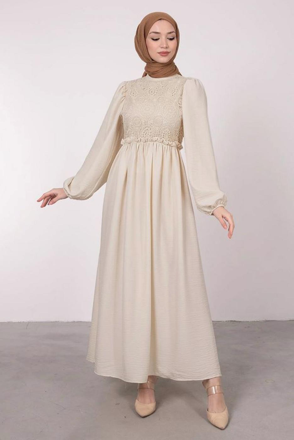 Tesettür giyim BEJ ETNİK DANTELLİ BALON KOL ELBİSE T 7585