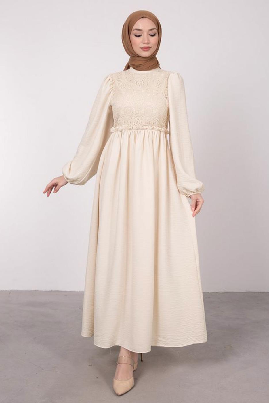 Tesettür giyim BEJ ETNİK DANTELLİ BALON KOL ELBİSE T 7585