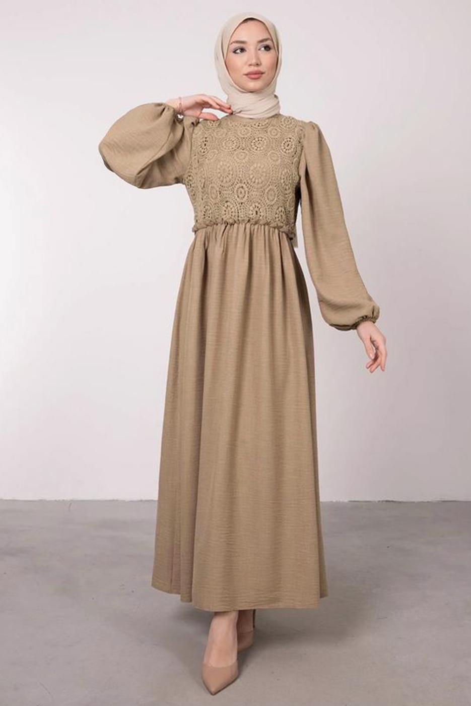 Tesettür giyim KAHVE ETNİK DANTELLİ BALON KOL ELBİSE T 7585
