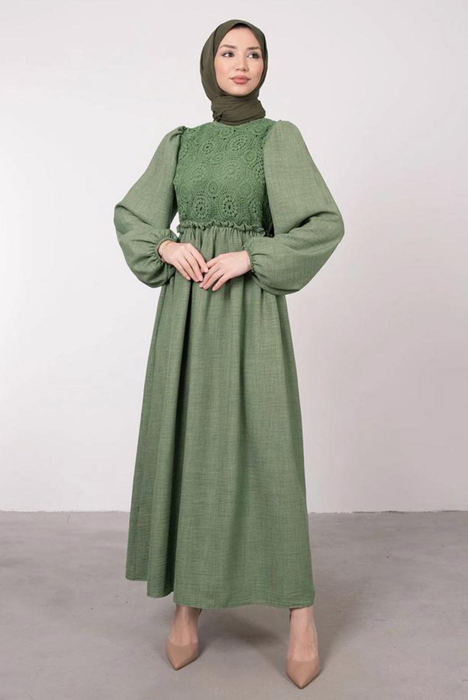 Tesettür giyim HAKİ ETNİK DANTELLİ BALON KOL ELBİSE T 7585