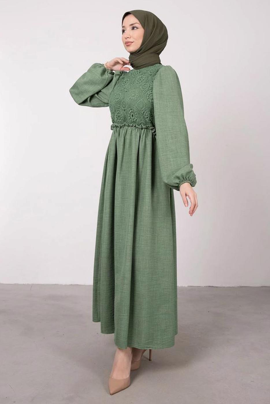 Tesettür giyim YEŞİL ETNİK DANTELLİ BALON KOL ELBİSE T 7585