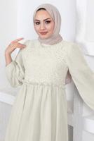 Tesettür giyim BEJ ÖNÜ DANTELLİ FIRFIR DETAYLI ELBİSE T 7878