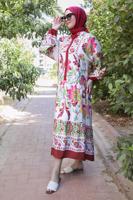 Tesettür giyim BORDO ETNİK DESENLİ DÜĞMELİ ELBİSE T 9433