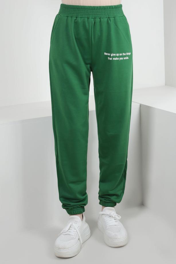 Hijab clothing GREEN ELASTIC WAIST SWEATPANTS WITH SLOGAN DETAIL T 1702 - TRENDTESETTÜR