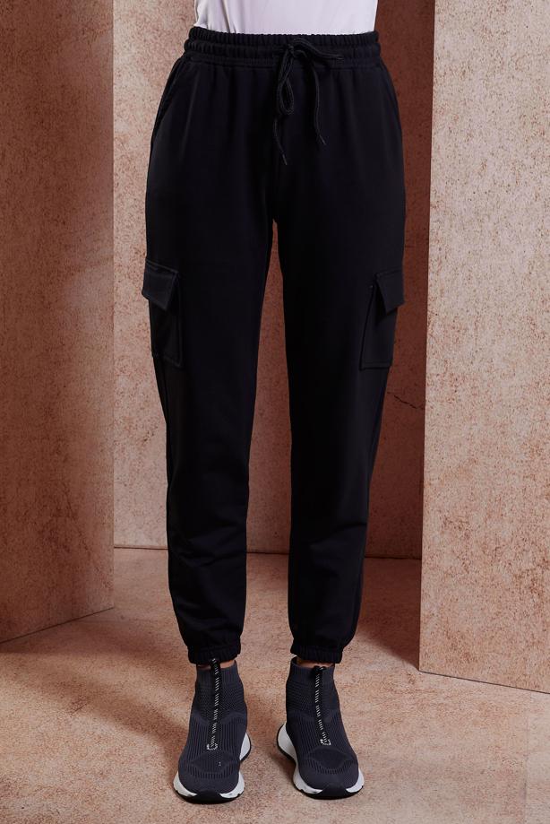 Hijab clothing BLACK ALVINA SWEATPANTS WITH POCKET DETAIL T 70398 - TRENDTESETTÜR