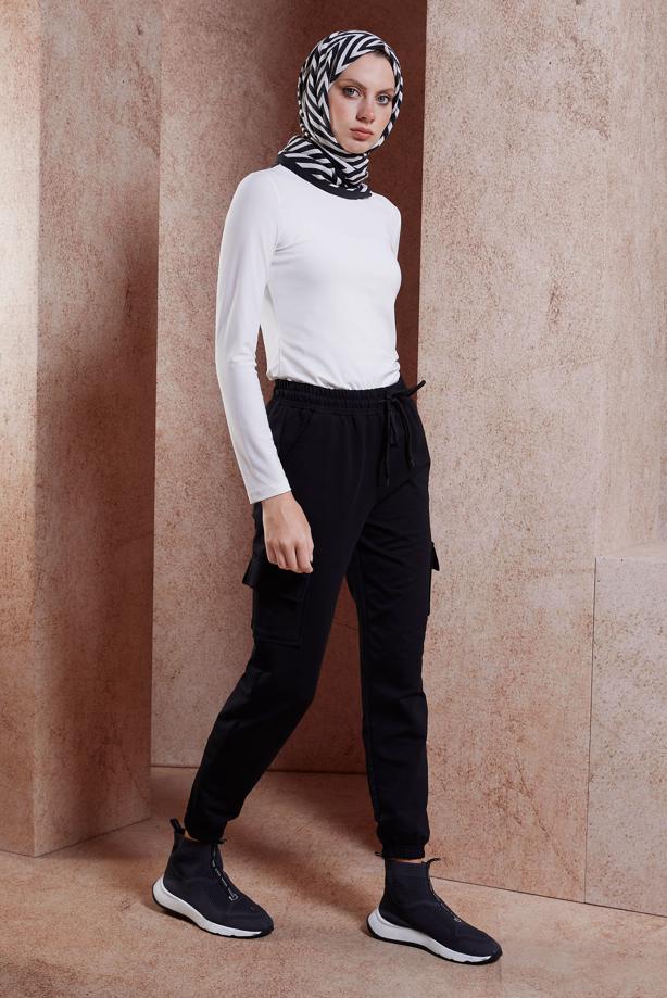 Hijab clothing BLACK ALVINA SWEATPANTS WITH POCKET DETAIL T 70398 - TRENDTESETTÜR
