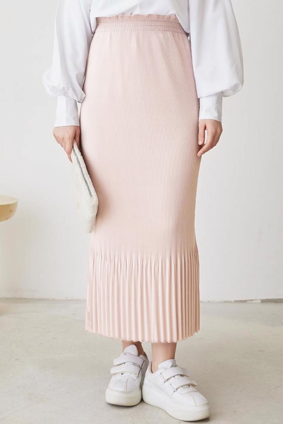 Hijab clothing BEIGE PLEATED SKIRT WITH ELASTIC WAIST T 502